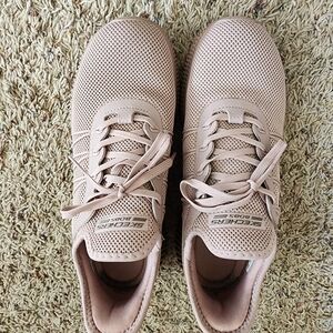 Skechers Beige Sneakers